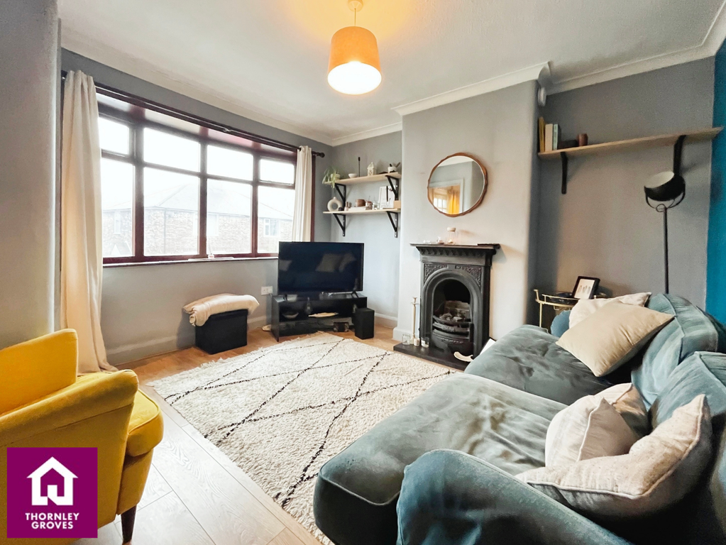 Property photo 2 of 13 Lounge