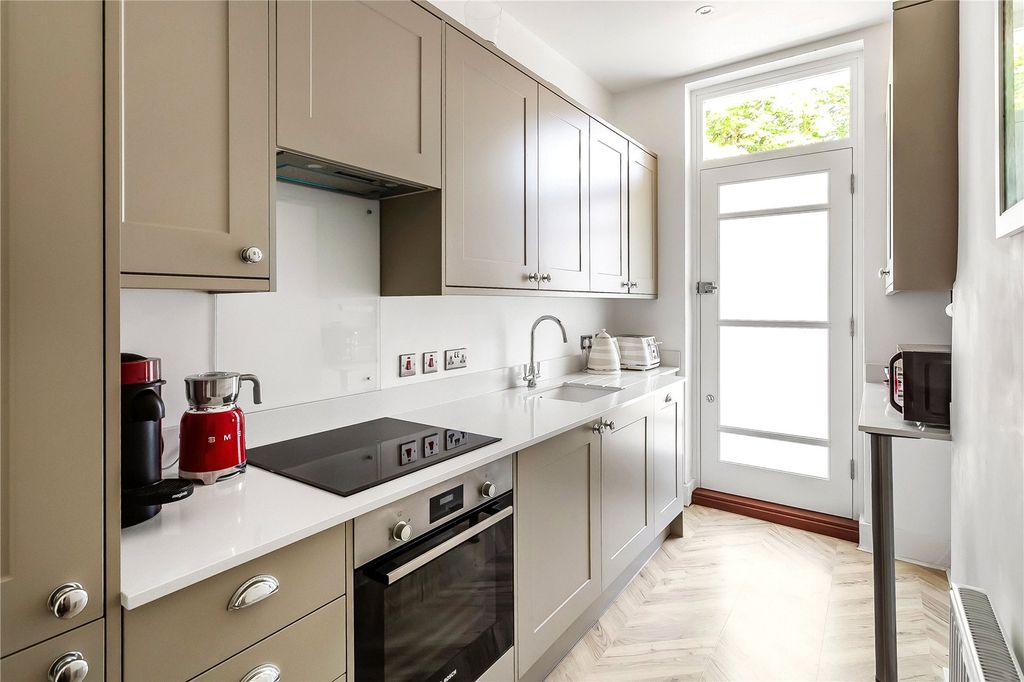 Property photo 2 of 13 Kitchen