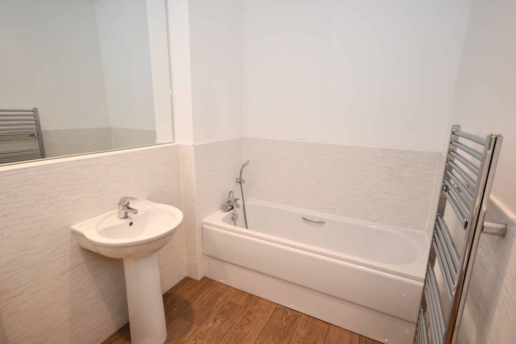 Property photo 3 of 6 Photo