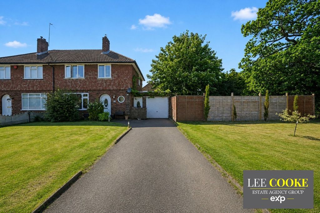 Property photo 1 of 39