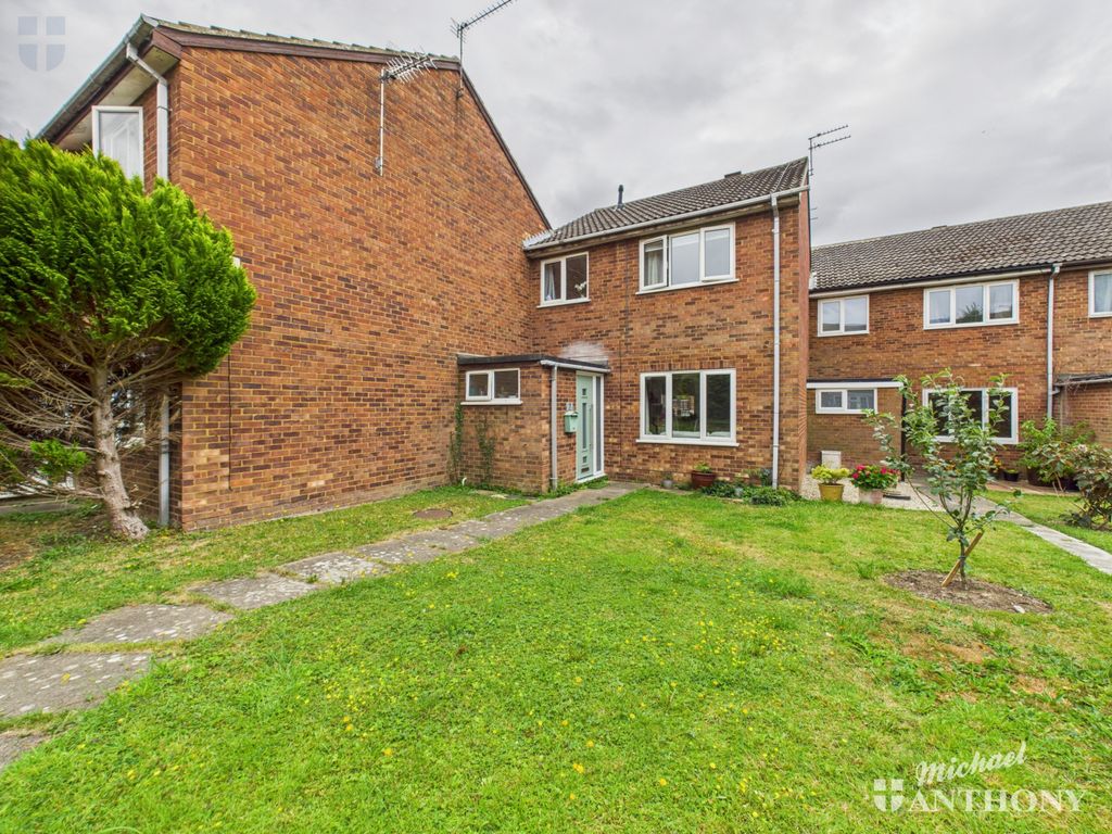 Property photo 1 of 13 Cam03852G0-Pr0352-Still018