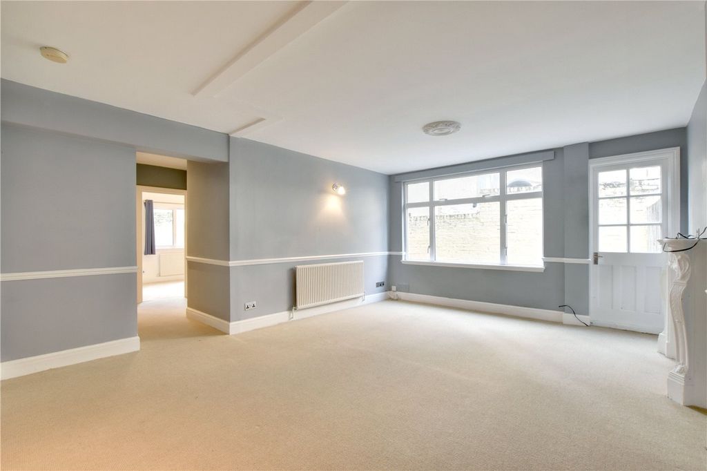 Property photo 1 of 12 Picture No. 18