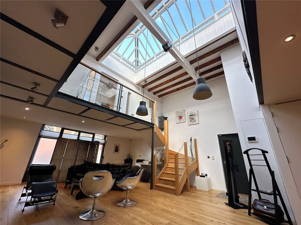 Property photo 1 of 14 Open Plan Shot 2