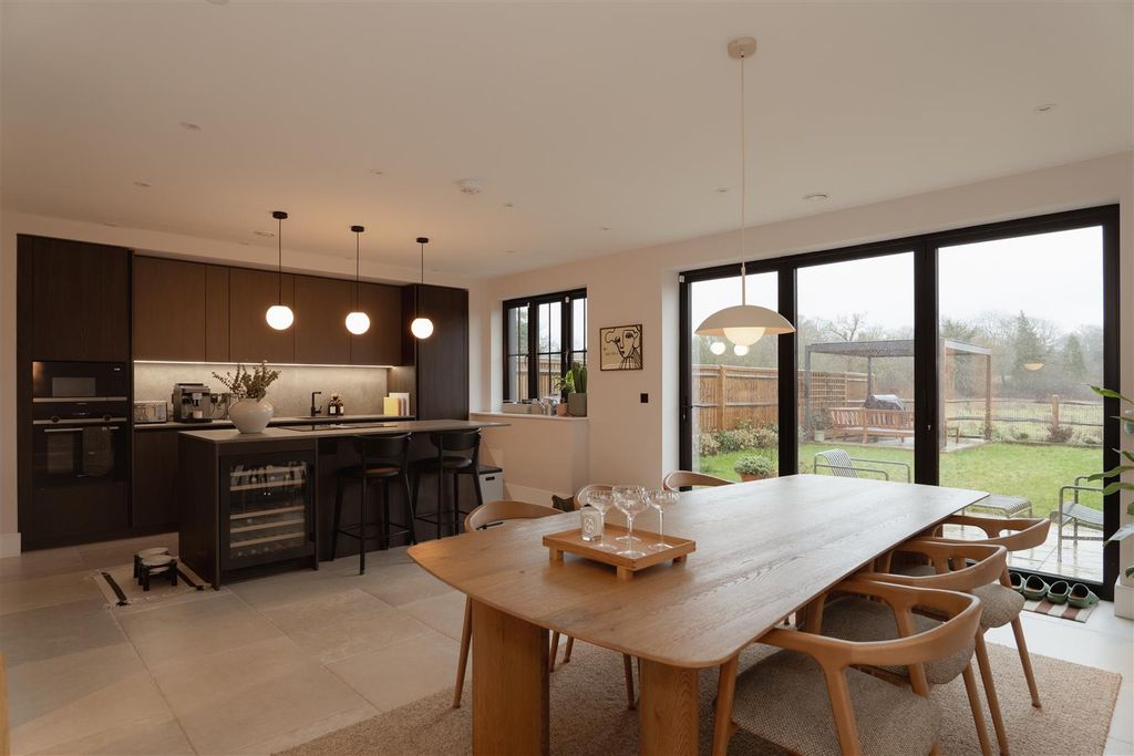 Property photo 2 of 19 5.Jpg