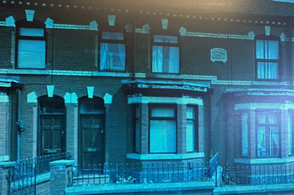 Property photo 1 of 1 Front View