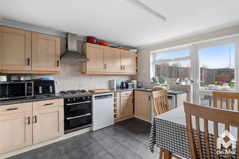 Property photo 2 of 10 Photo 5