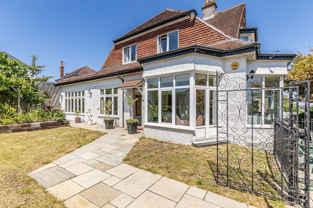 Property photo 2 of 53 346A5299