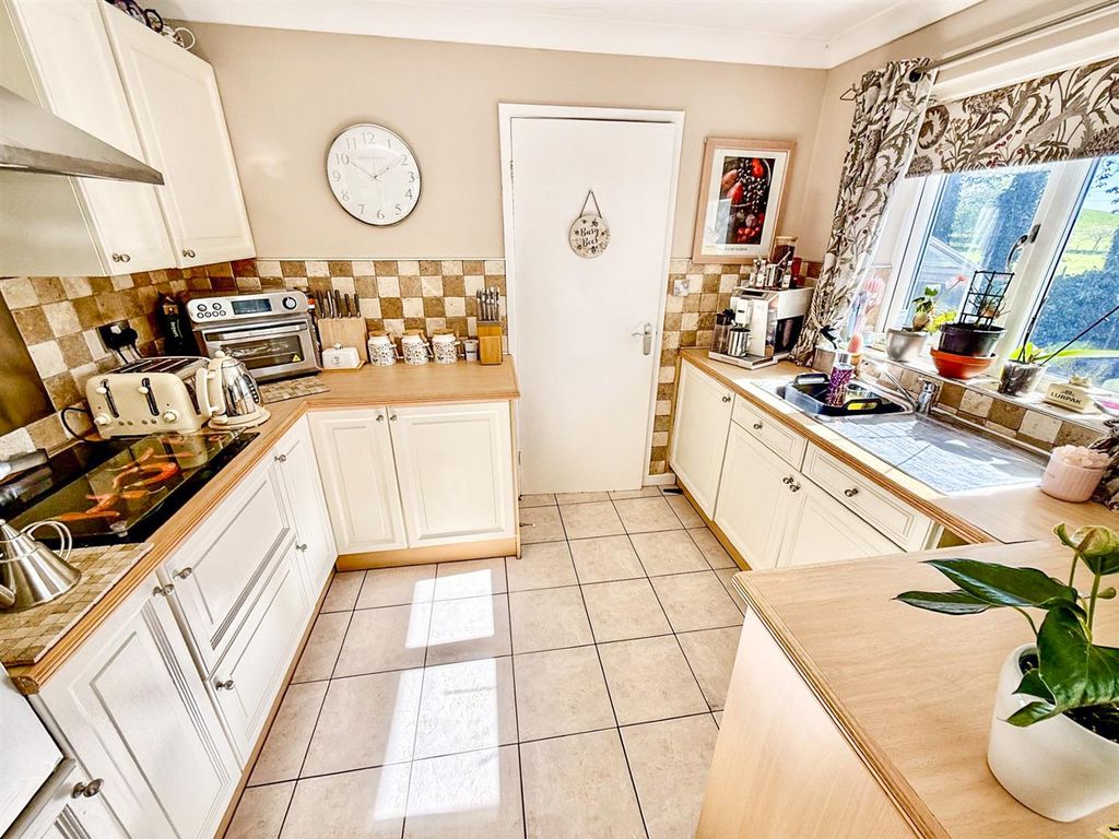 Additional image 6 of 3 bed detached bungalow for saleMaes Y Llan, Llansantffraid SY22