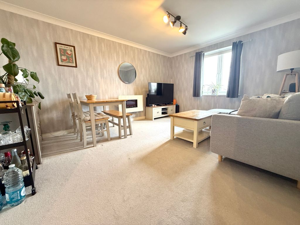 Property photo 3 of 16 Img_2991