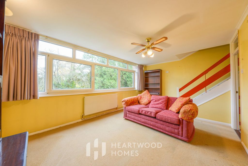 Property photo 2 of 14