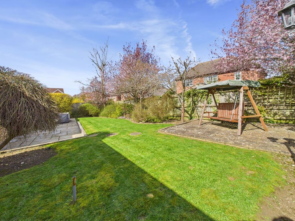 Property photo 3 of 31