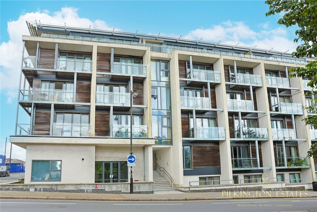 Property photo 1 of 7 4287810
