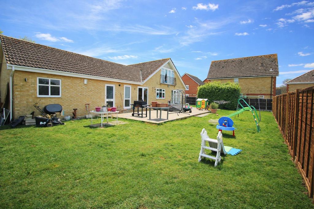 Additional image 21 of 4 bed detached bungalow for saleKingsdon Lane, Harlow CM17