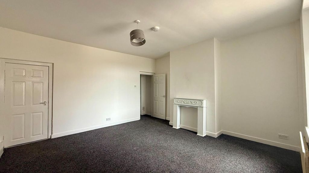 Property photo 3 of 16 Whatsapp Image 2026-07-31 At 1.54.49 Pm (3).Jpeg
