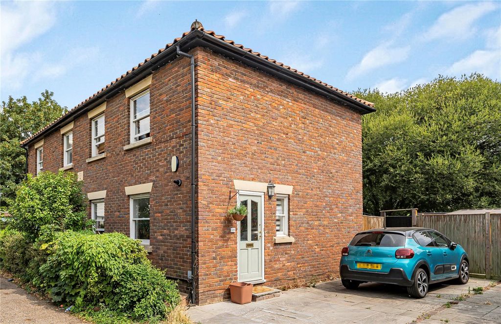 Property photo 1 of 16 Picture No. 20
