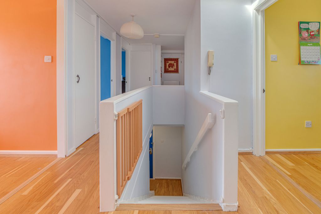 Property photo 2 of 26