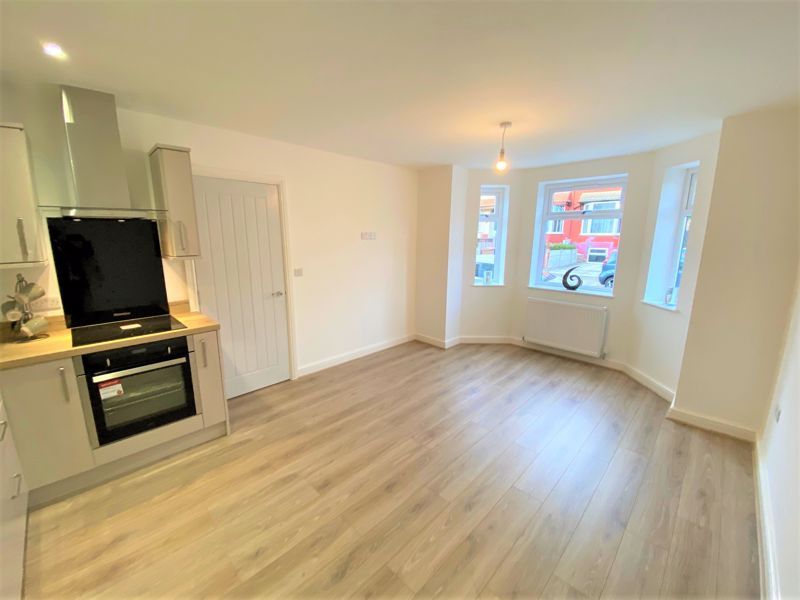 Property photo 2 of 13 Photo 9