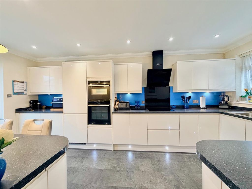 Property photo 3 of 24 Img_2075.Jpeg