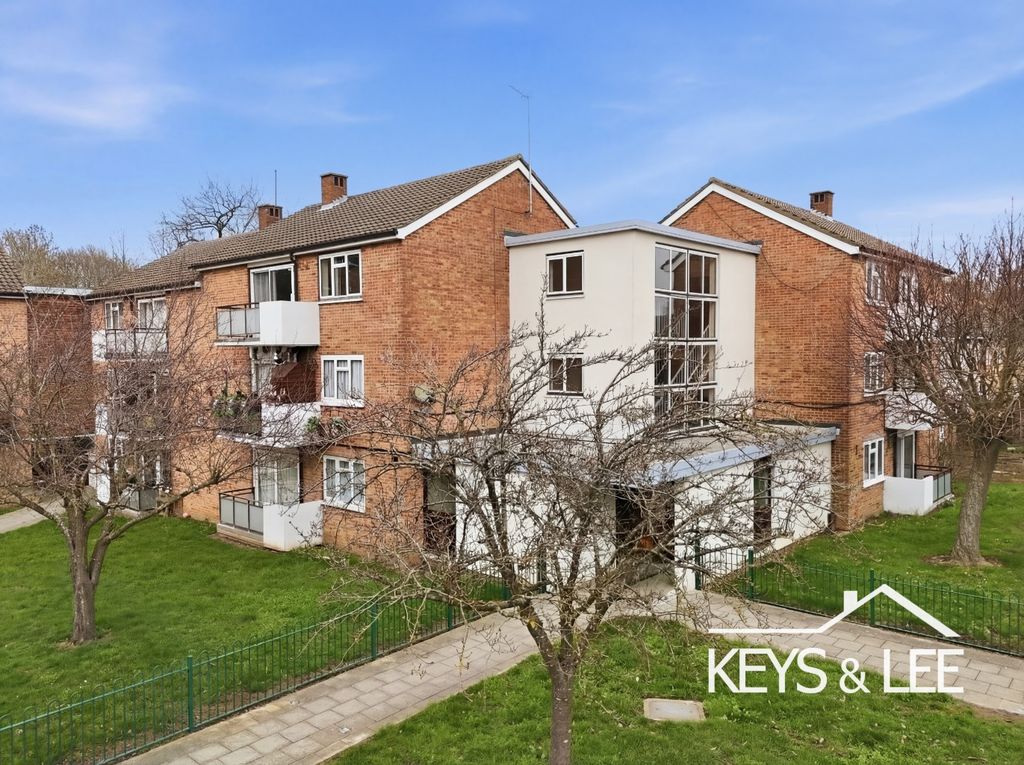 Property photo 1 of 10 4904502