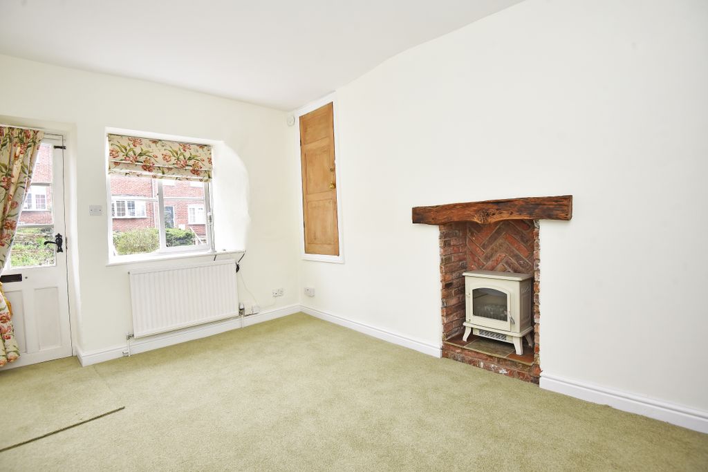 Property photo 2 of 13