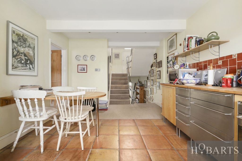 Property photo 2 of 14 Gallery