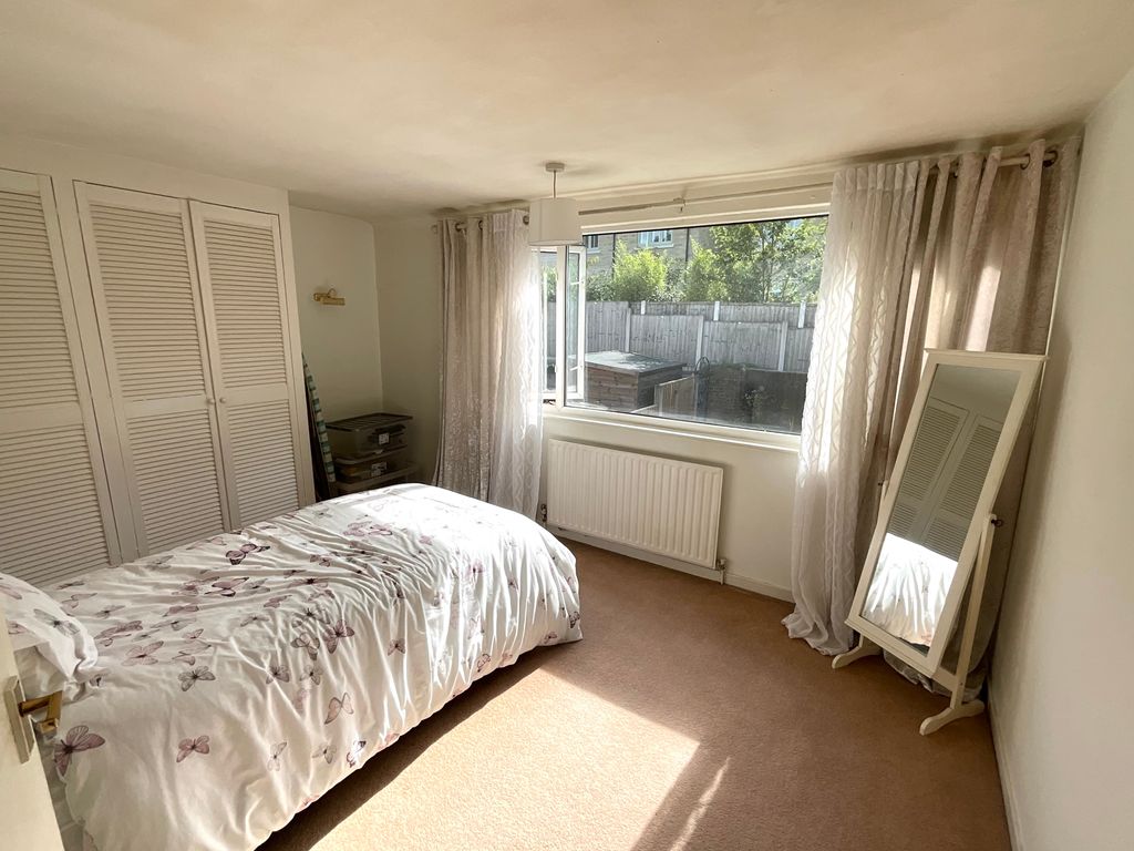Property photo 3 of 12 Img_6035