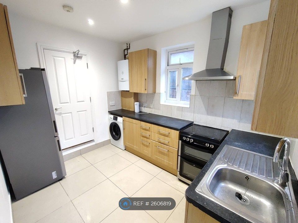 Property photo 1 of 15 Kitchen
