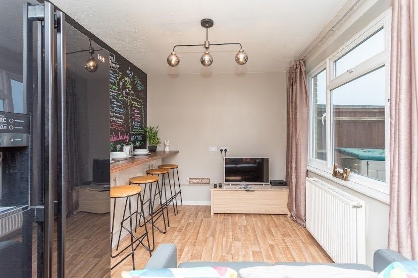 Property photo 3 of 8