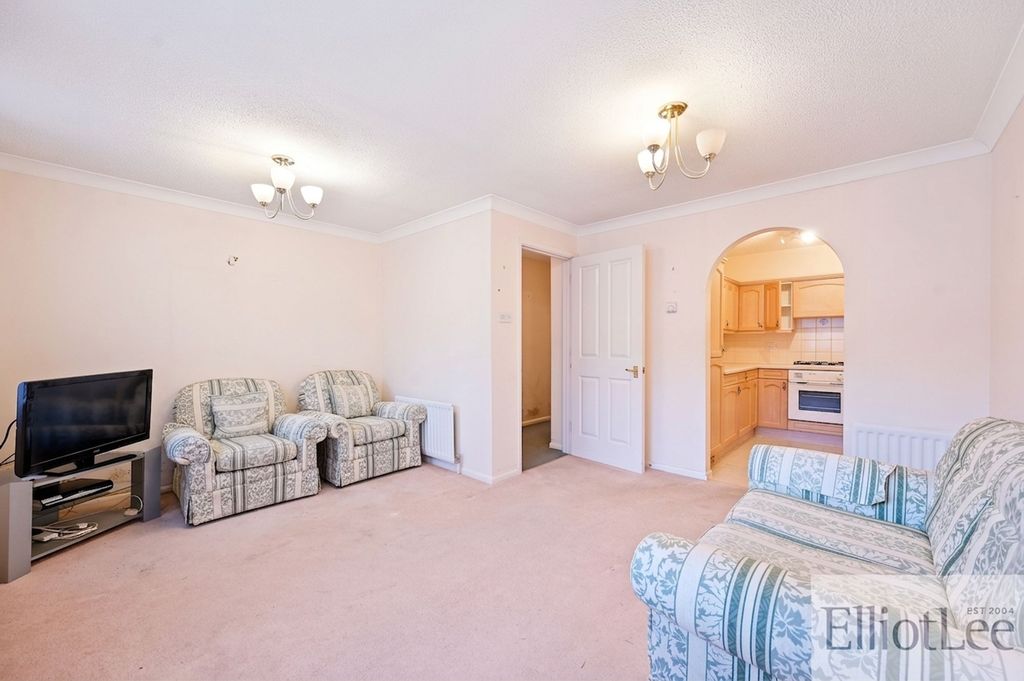 Property photo 3 of 7