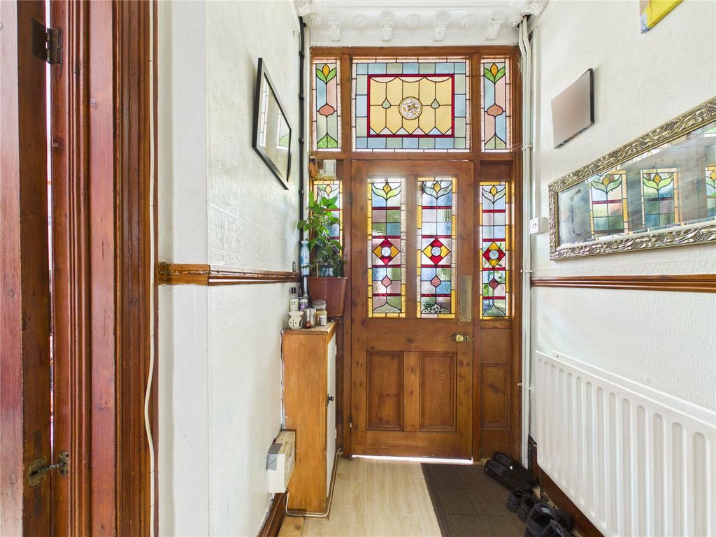 Property photo 2 of 14 Picture No. 40
