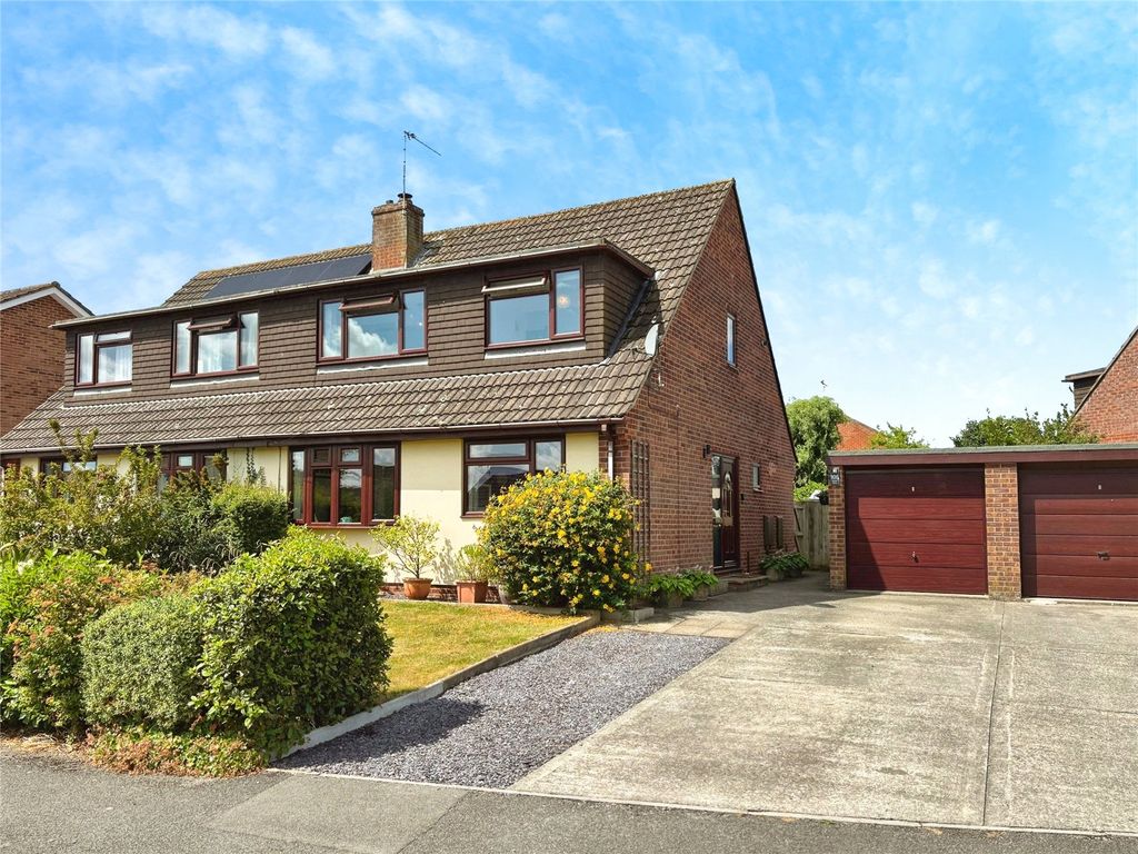 Property photo 1 of 25 Picture No. 24
