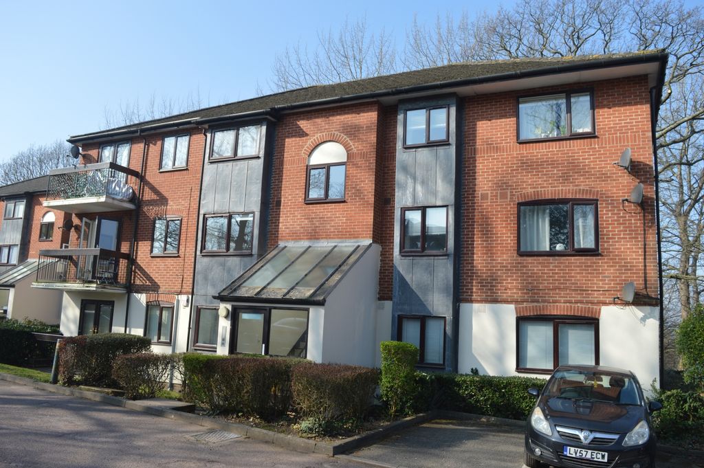 Property photo 1 of 12 External