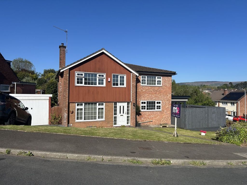Property photo 1 of 25