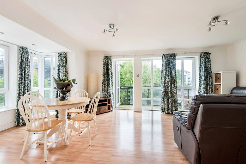 Property photo 2 of 15 Picture No. 07