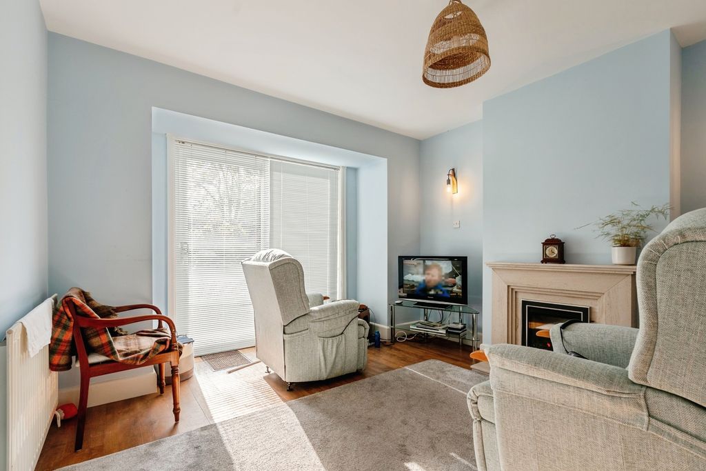Property photo 3 of 23 Pbox-Img.Jpg