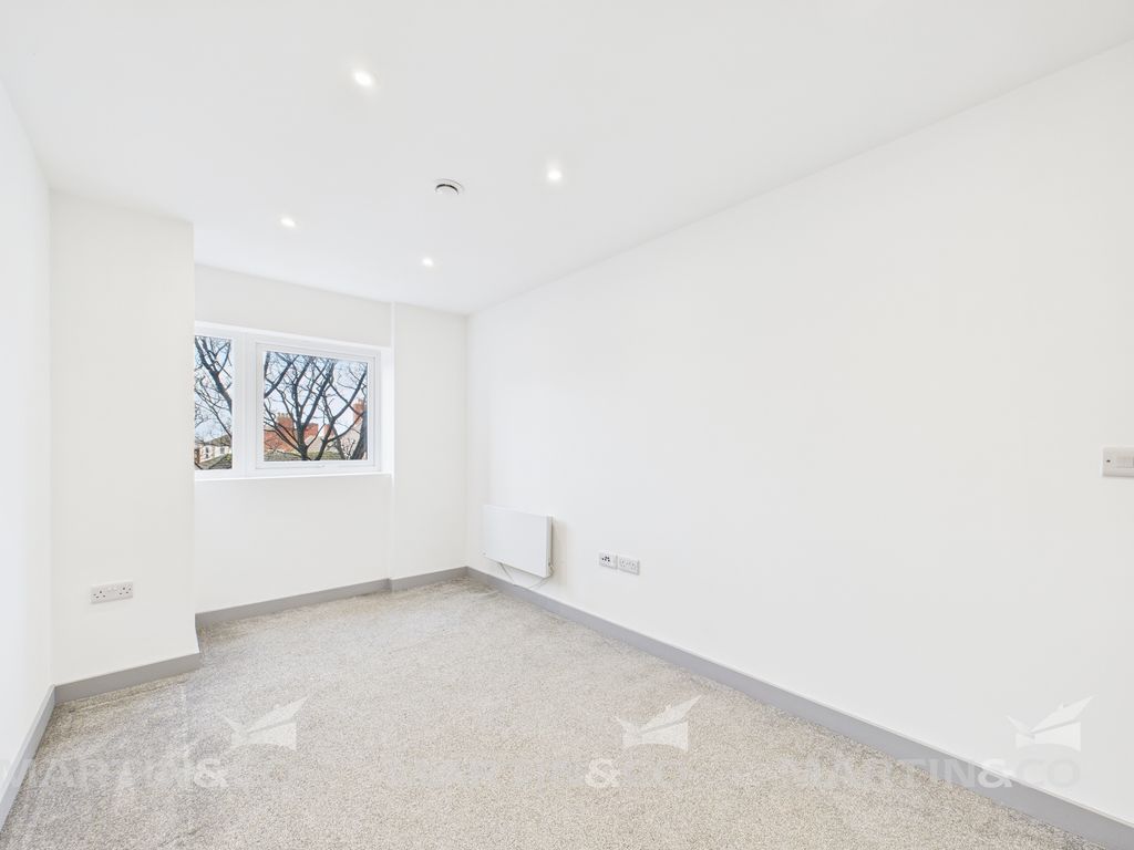 Property photo 2 of 9 Cam02406G0-Pr0556-Still003