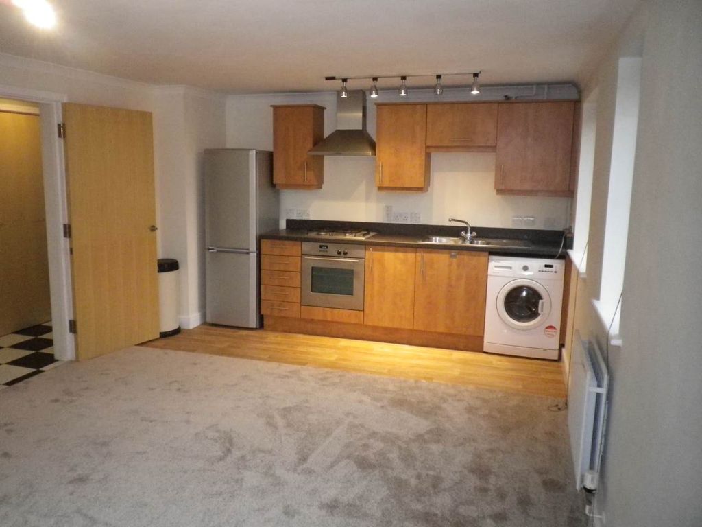 Property photo 3 of 8 Imgp0093