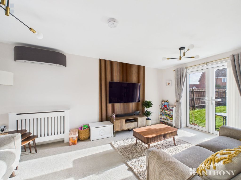 Property photo 2 of 22 4d0Cf56d7De54A85B03F50A60822Ea46_80_Cam03218G0-Pr0895-Still011