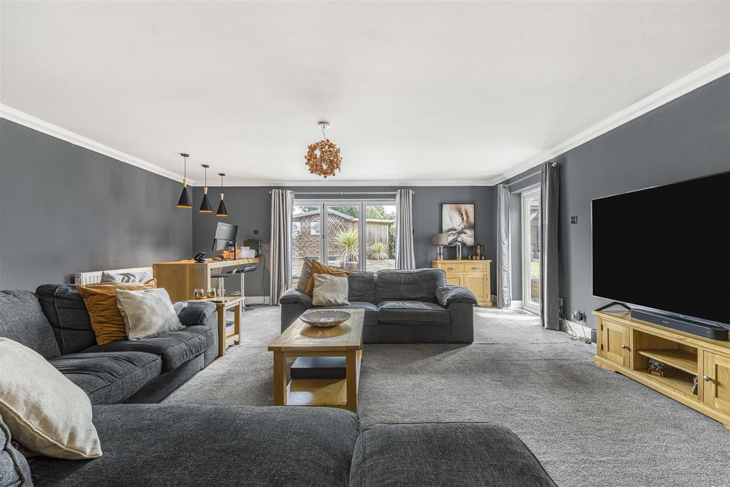 Property photo 3 of 30