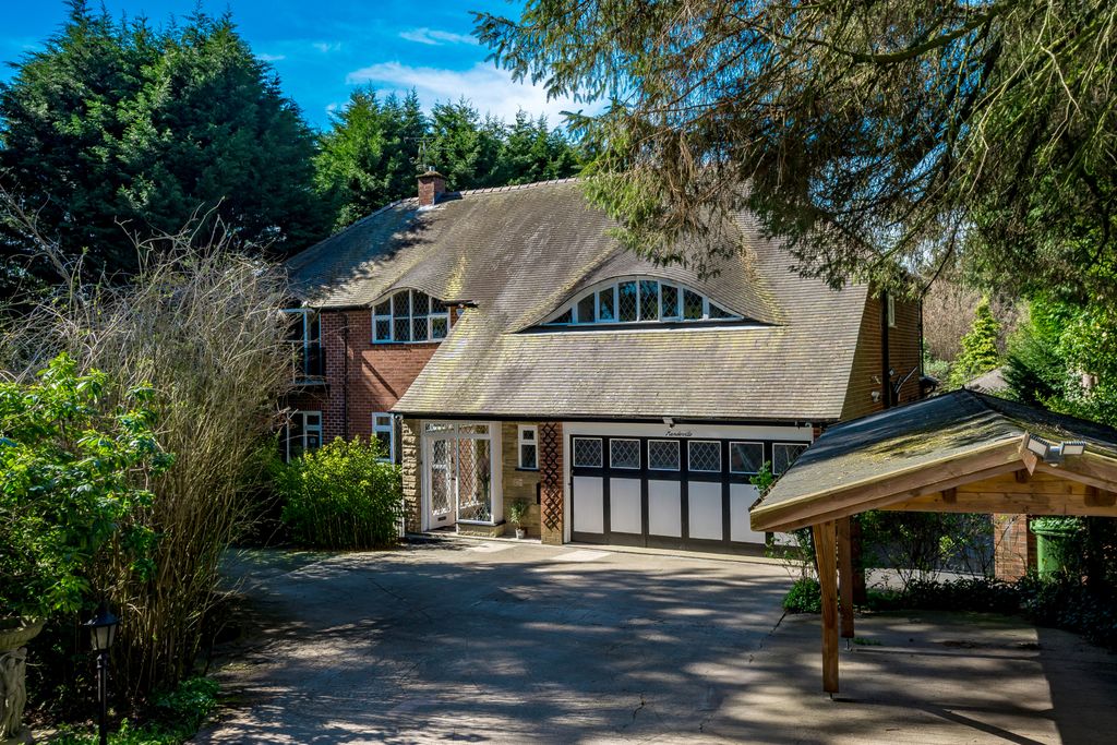 Property photo 1 of 34 Manderville