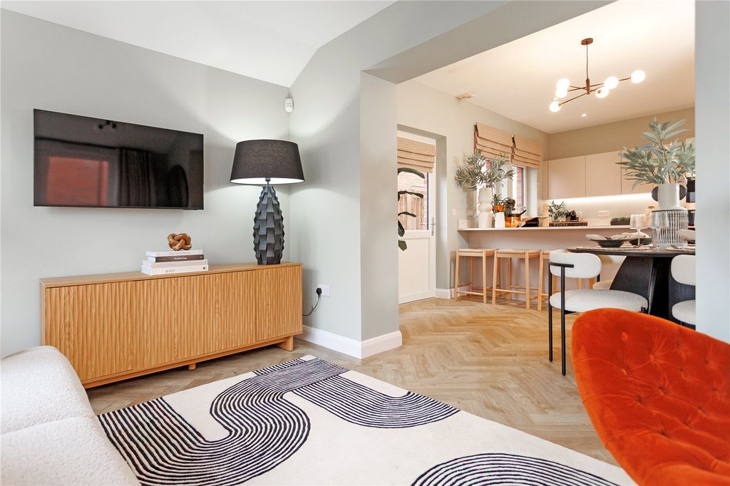 Property photo 1 of 25 Sun Room