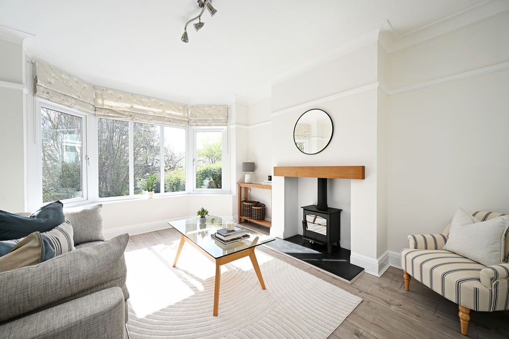 Property photo 1 of 37 Living Room