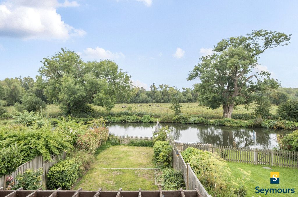 Property photo 2 of 15 Garden/View