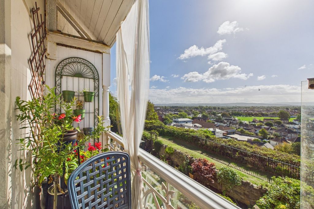 Property photo 2 of 28 View