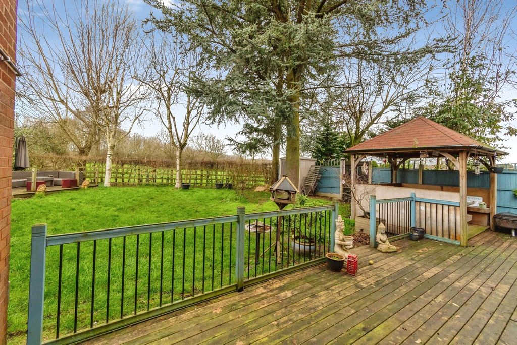 Property photo 2 of 20 Pbox-Img.Jpg