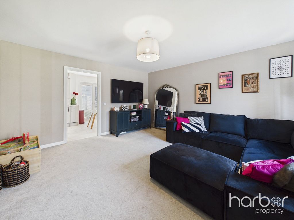 Property photo 2 of 20 5052163