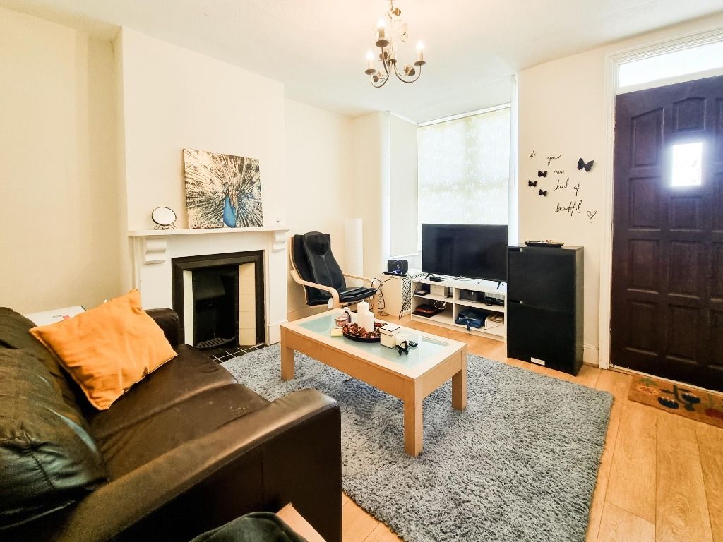Property photo 3 of 9