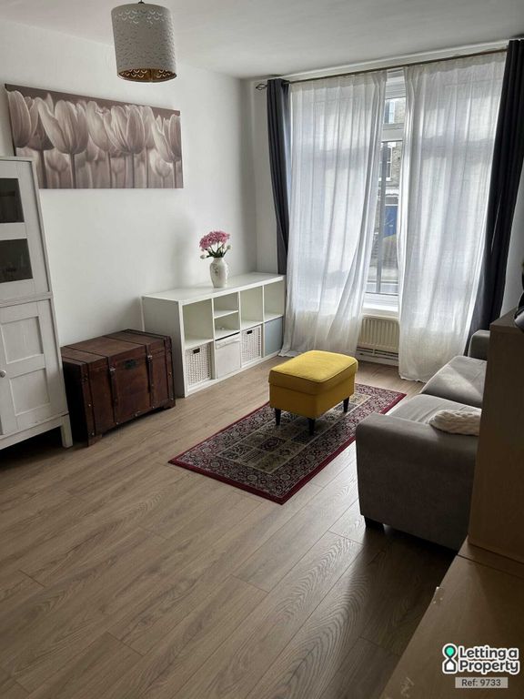 Property photo 2 of 11