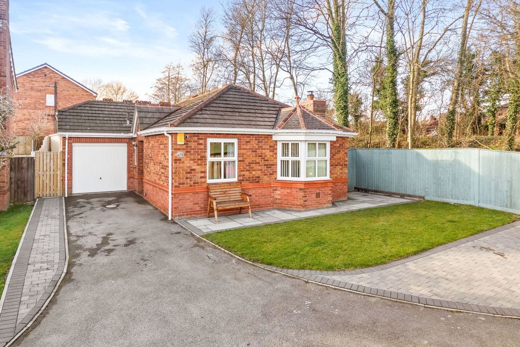 Property photo 1 of 23