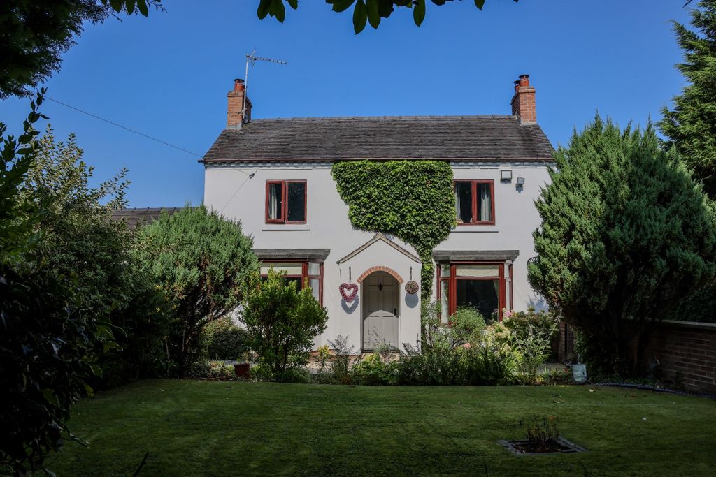 Property photo 2 of 46 4154106